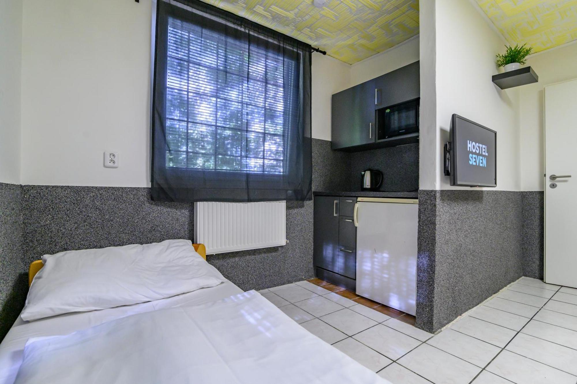 Hostel Seven Прага Екстер'єр фото